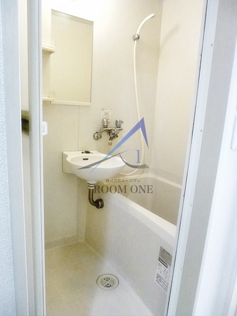 バス・シャワールーム　お風呂です。