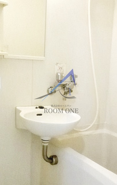 洗面設備　洗面台です。