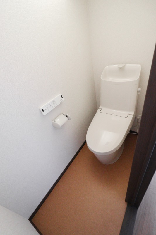 トイレ　図面と現状に相違がある場合には現状を優先