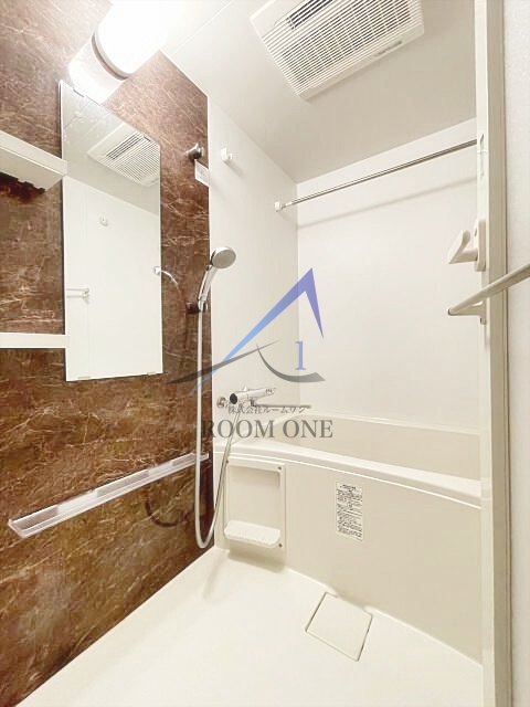 バス・シャワールーム　お風呂です。