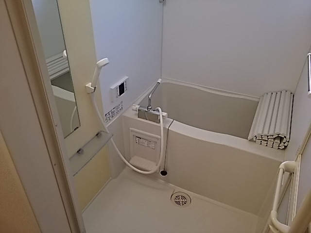 バス・シャワールーム　浴室