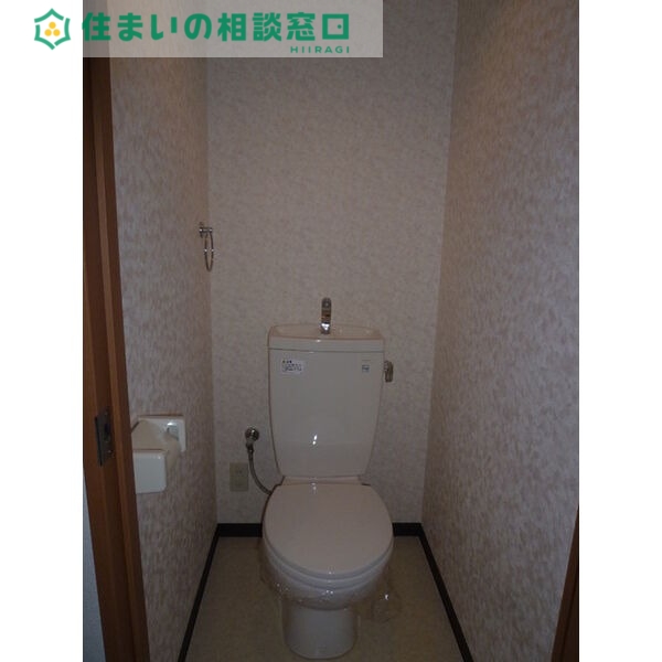 トイレ　同型