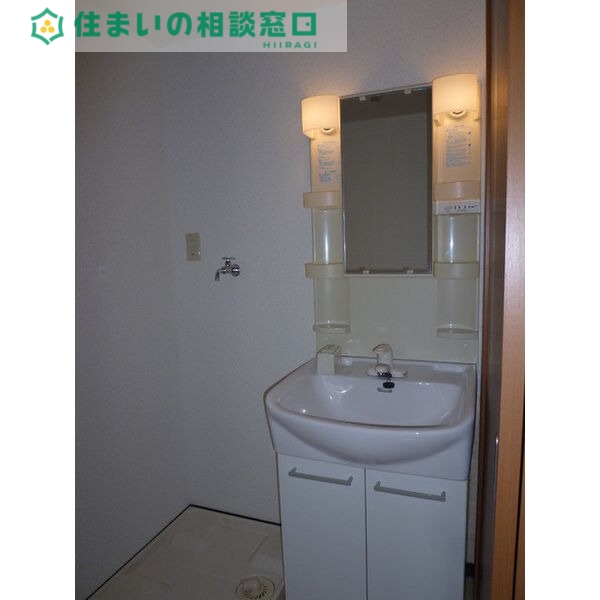 洗面設備　同型