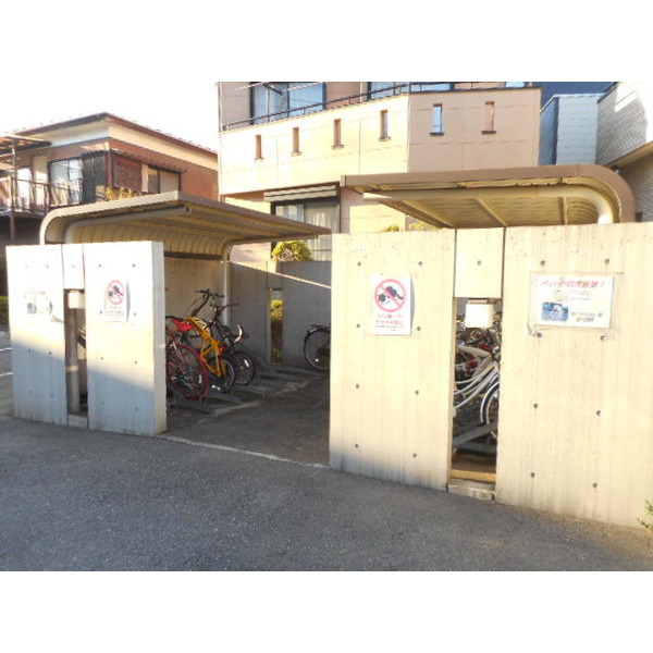 エントランス　駐輪場