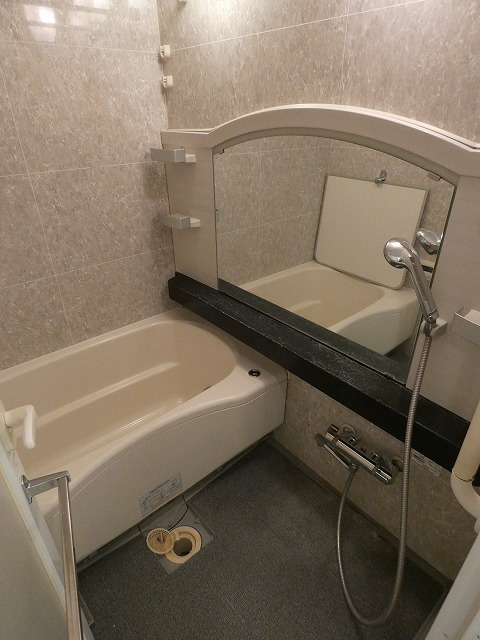 バス・シャワールーム　バス※別部屋参考写真