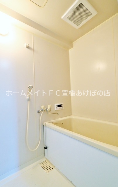 バス・シャワールーム　同型別部屋写真