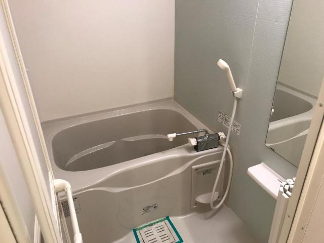 バス・シャワールーム　バス
