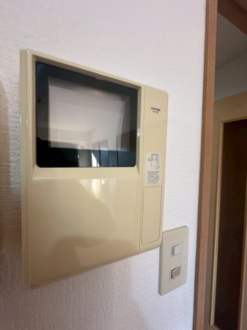 セキュリティ　同物件、別号室の参考写真です。