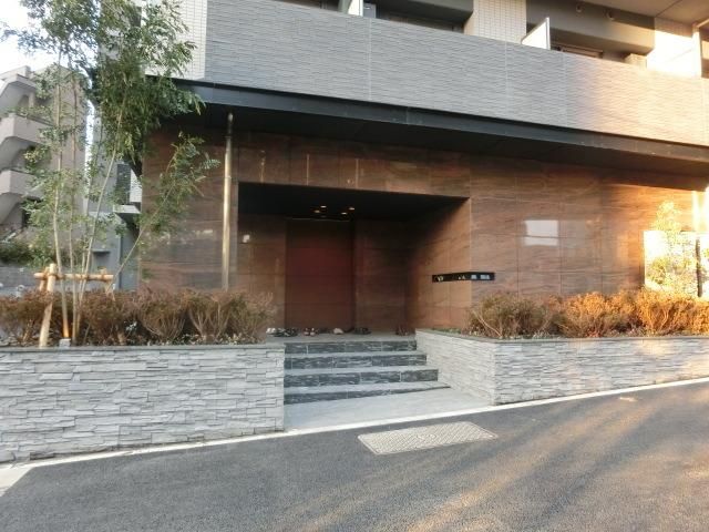 エントランス　★正面エントランスです★