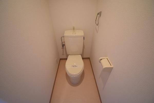 トイレ　同物件別室