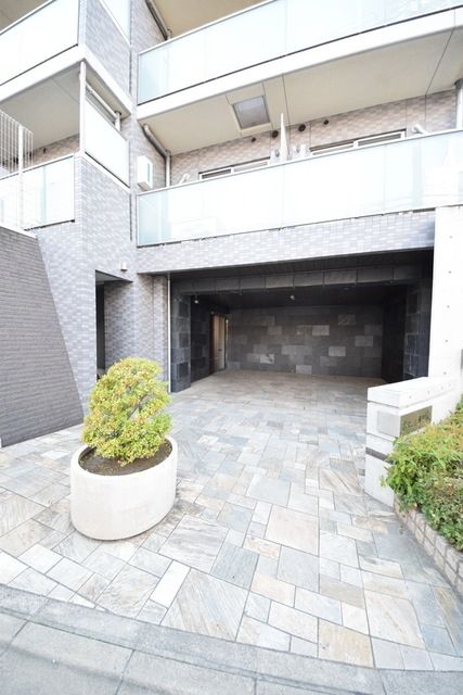 エントランス　☆お問い合わせはお早めに☆