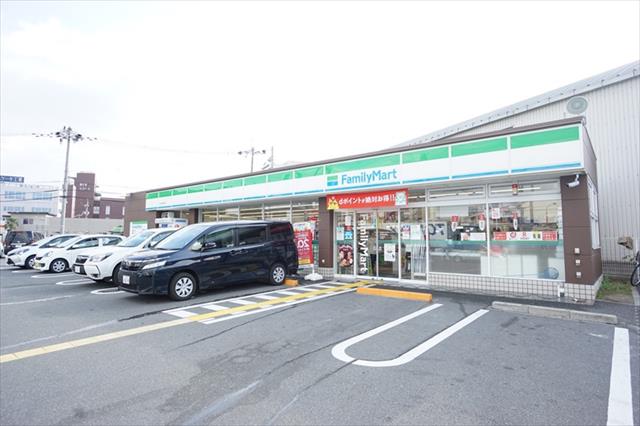 コンビニ　ファミリーマート茨木西河原店（コンビニ）まで198m