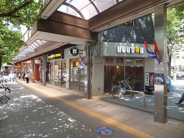 飲食店　ドトールコーヒーショップ藤が丘店（飲食店）まで373m
