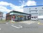 コンビニ　ファミリーマート八幡国道店（コンビニ）まで500m