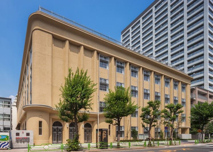 小学校　中央区立明石小学校（小学校）まで552m