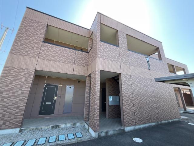 建物外観　外観写真（昼）