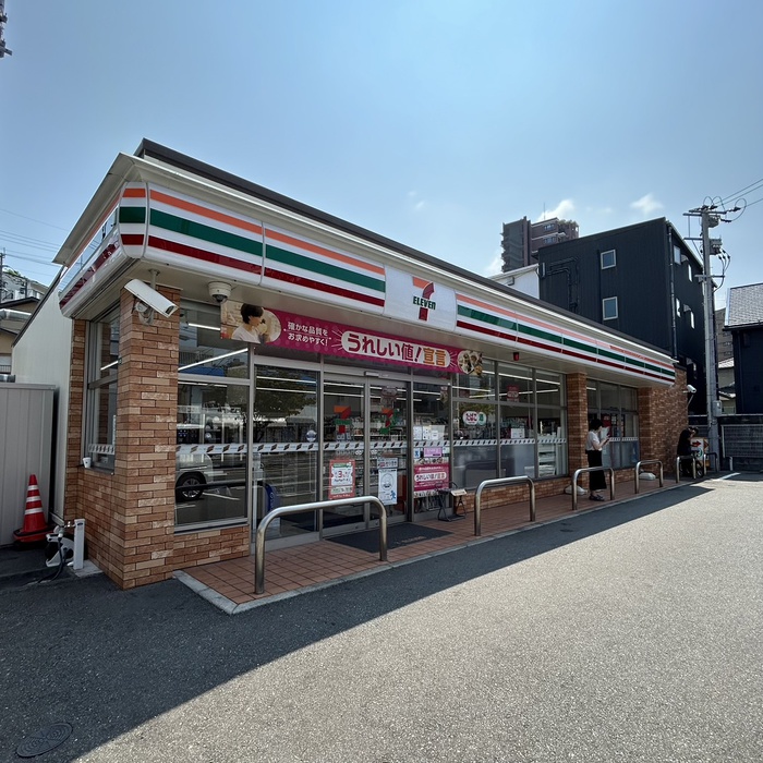 コンビニ　セブンイレブン福岡桜坂1丁目店（コンビニ）まで650m