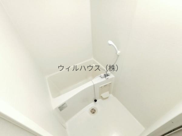 バス・シャワールーム　キレイな浴室です！