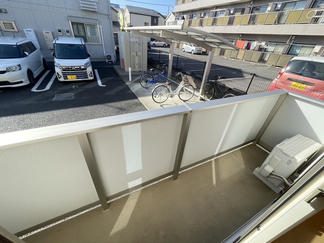 バルコニー　別部屋参考写真です
