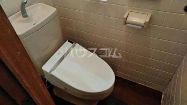 荻野貸家のトイレ写真