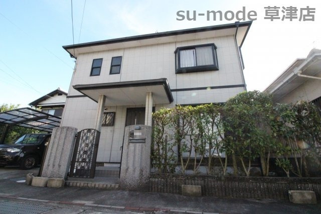 建物外観　落ち着いた雰囲気の外観です