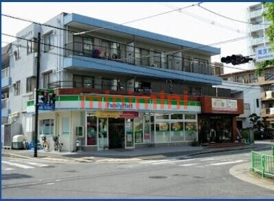 コンビニ　ファミリーマート茨木天王店（コンビニ）まで245m