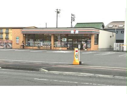 コンビニ　セブンイレブン前橋下石倉町店（コンビニ）まで745m