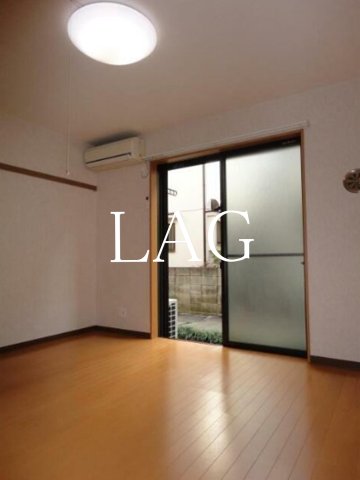 居室・リビング　洋室のお部屋です。