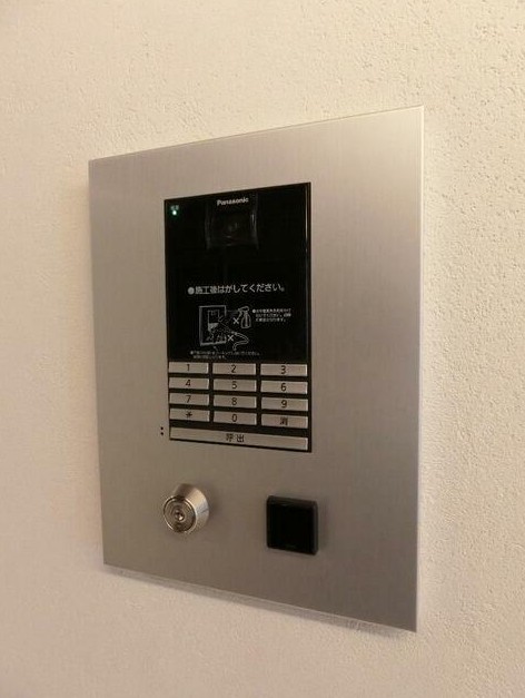 セキュリティ　モニター付きオートロックで防犯面も安心です！