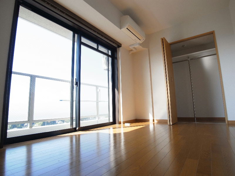 居室・リビング　同一物件別部屋写真