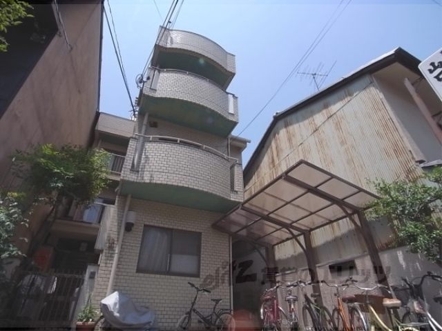 京都市東山区塗師屋町のマンションの建物外観