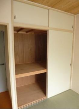 　収納　押入