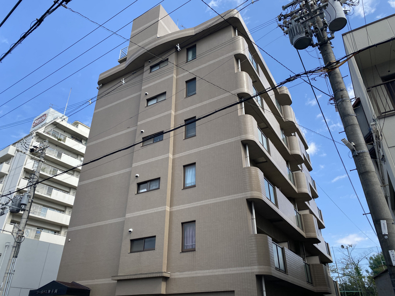 姫路市神子岡前のマンションの建物外観