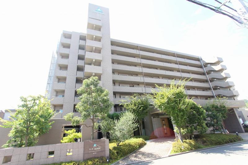 高松市昭和町のマンションの建物外観