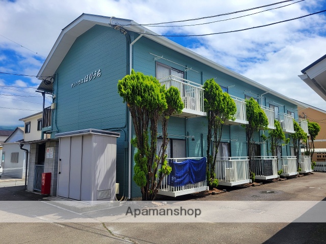 【サンハウスほりうちの建物外観】