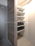 【大田区山王のマンションの玄関】