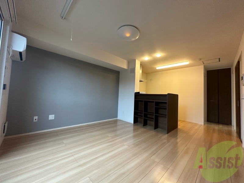 居室・リビング　１２．４帖のリビングです。広々としていますね。