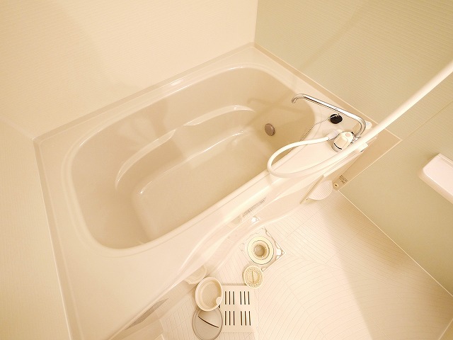 バス・シャワールーム　日々の暮らしに欠かせないお風呂です