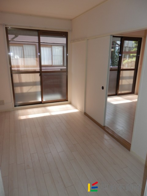 居室・リビング　明るいです☆