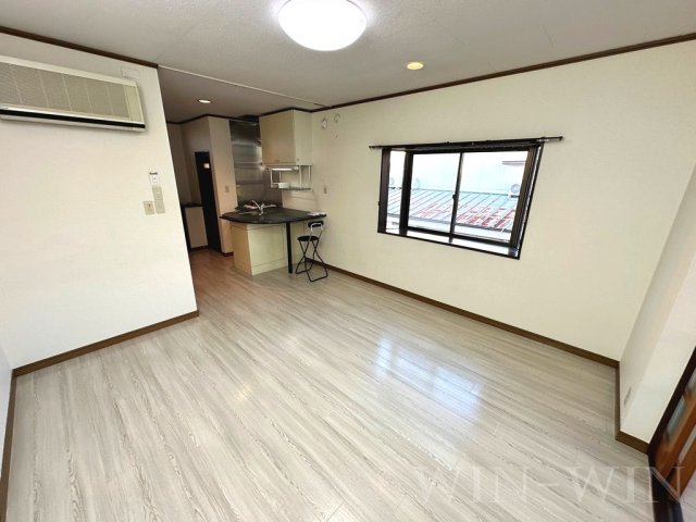 居室・リビング　イメージ（同建物内別部屋の写真です）