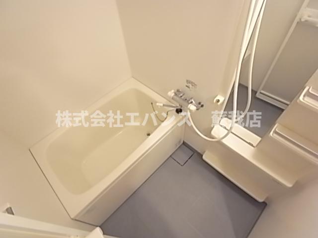 バス・シャワールーム　ゆったり過ごせるお風呂です