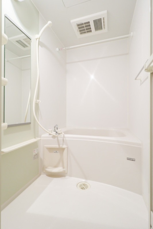 バス・シャワールーム　図面と現状に相違がある場合には現状を優先