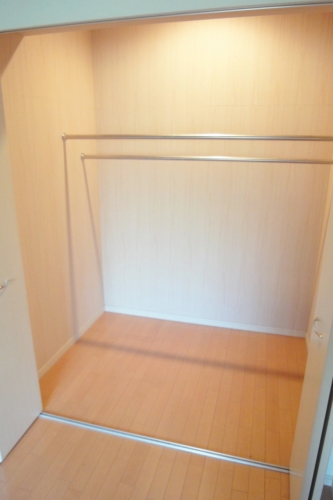 収納　同物件別号室参考写真です。現状優先になります。