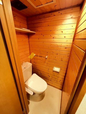 トイレ　ゆったりとした空間のトイレです