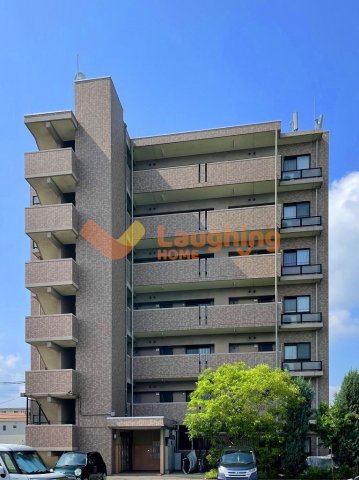 建物外観　外観は落ち着いています