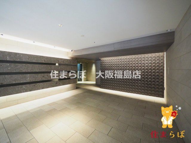 エントランス　共用部の印象も大切に