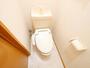 トイレ　トイレもきれいです