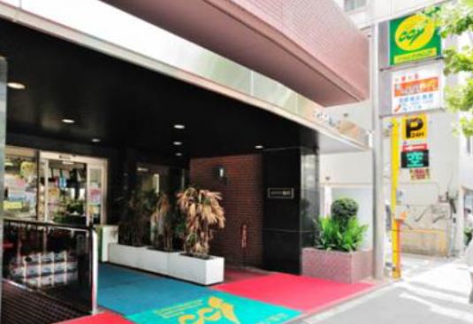 スーパー　ココスナカムラ麹町店（スーパー）まで160m