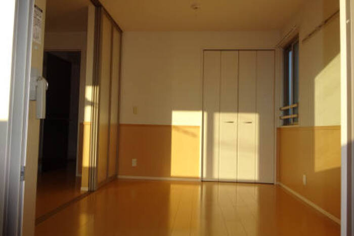 居室・リビング　301 居室6帖