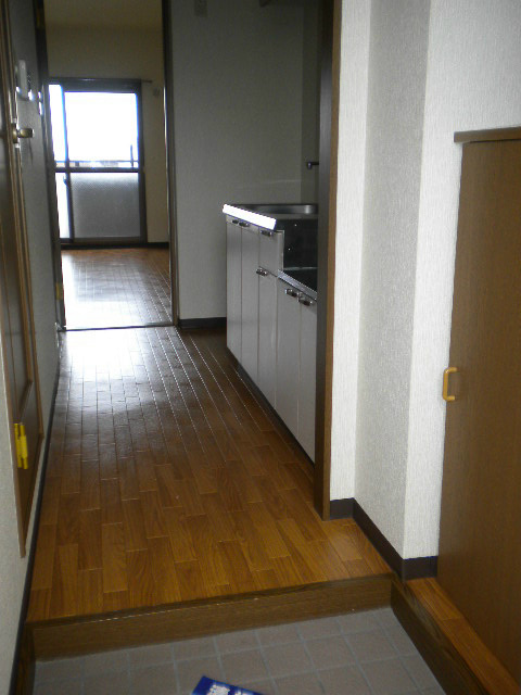 玄関　※他部屋参照・現況優先